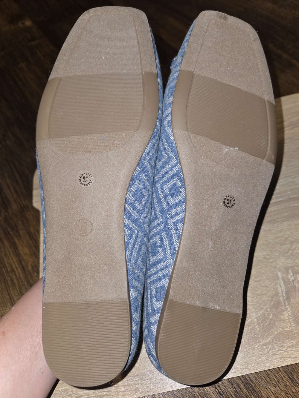 Liz Claiborne Blue Geometric Ballet Flats - Picture 6 of 8